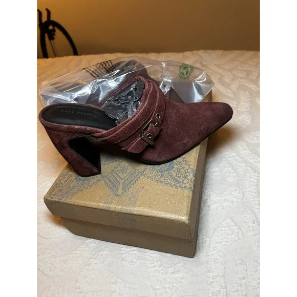 Free People Date Night Heeled Mules In‎ Port Wine Suede Size 6.5